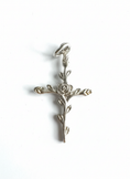 Load image into Gallery viewer, Vintage Rose Cross Sterling Silver Pendant