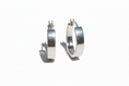 Load image into Gallery viewer, Pair of silver oval hoop earrings