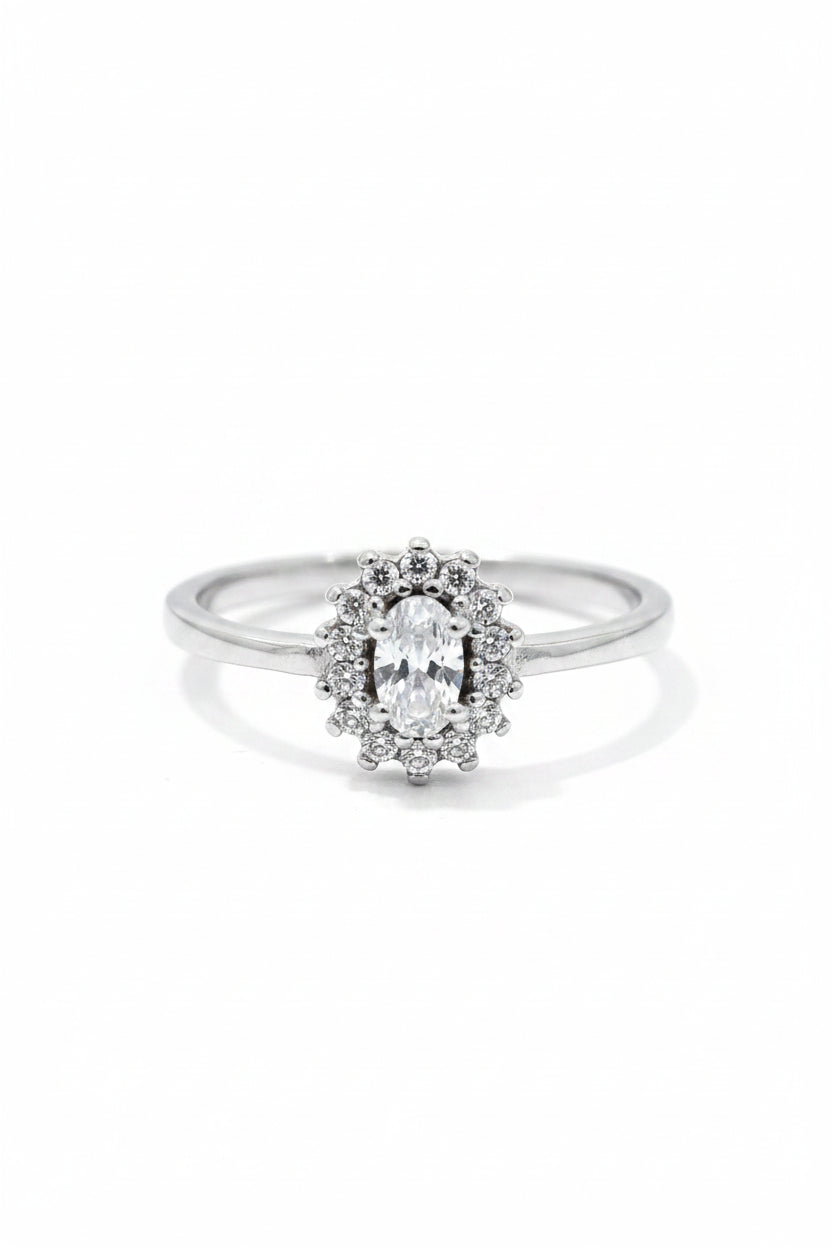 Oval-Cut Cluster 925 Sterling Silver Ring
