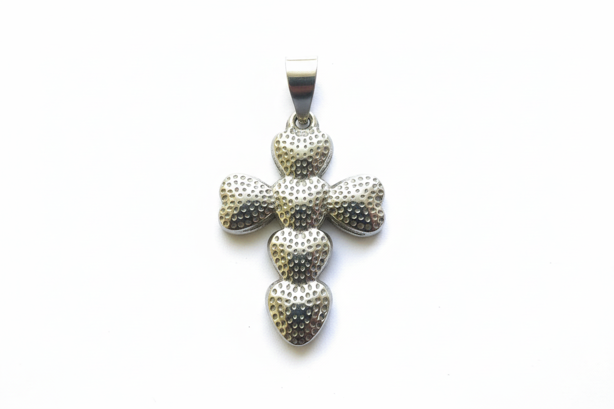 Heart-Patterned Budded Cross