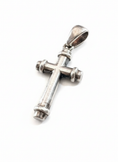 Load image into Gallery viewer, Vintage Round Cross Pendant Sterling Silver
