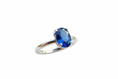 Load image into Gallery viewer, 925 Sterling Silver Ring with 4 Claw sapphire lab grown stone
