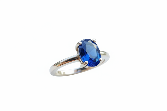 925 Sterling Silver Ring with 4 Claw sapphire lab grown stone