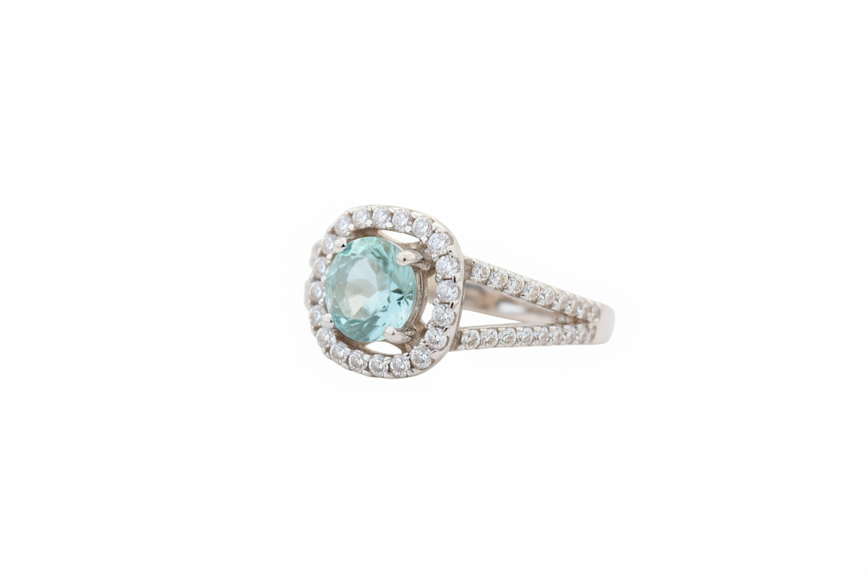 925 Sterling Silver halo Cubic Zirconia stones and Topaz lab grown middle stone
