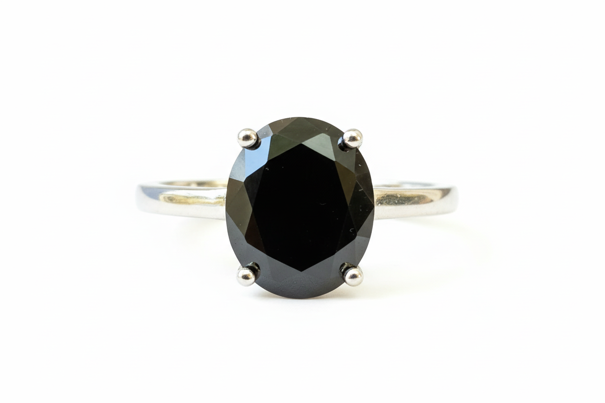 925 Sterling Silver ring with black 4 claw Cubic Zirconia stone