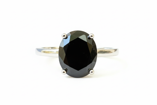 925 Sterling Silver ring with black 4 claw Cubic Zirconia stone