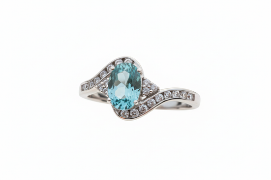 925 Sterling Silver ring with Topaz lab grown and Cubic Zirconia stone