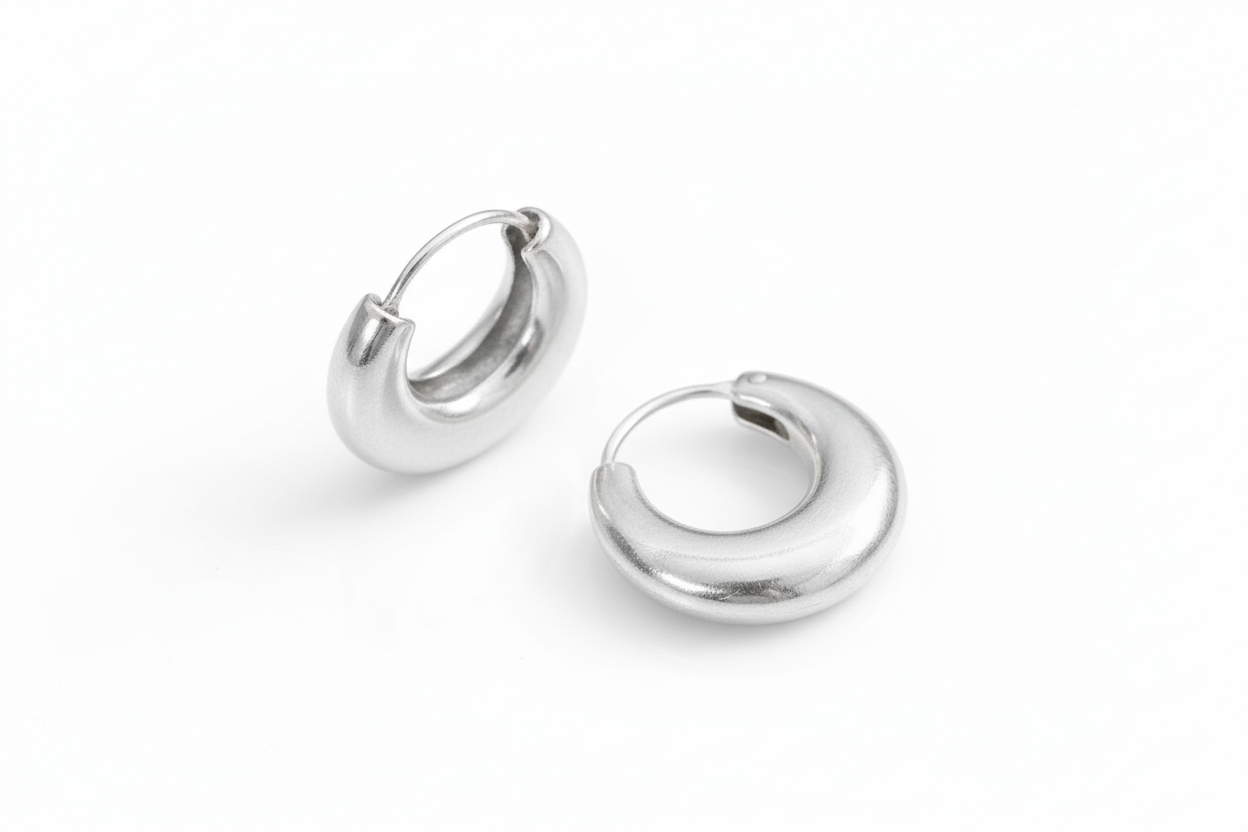 Pair of silver hoop earrings 