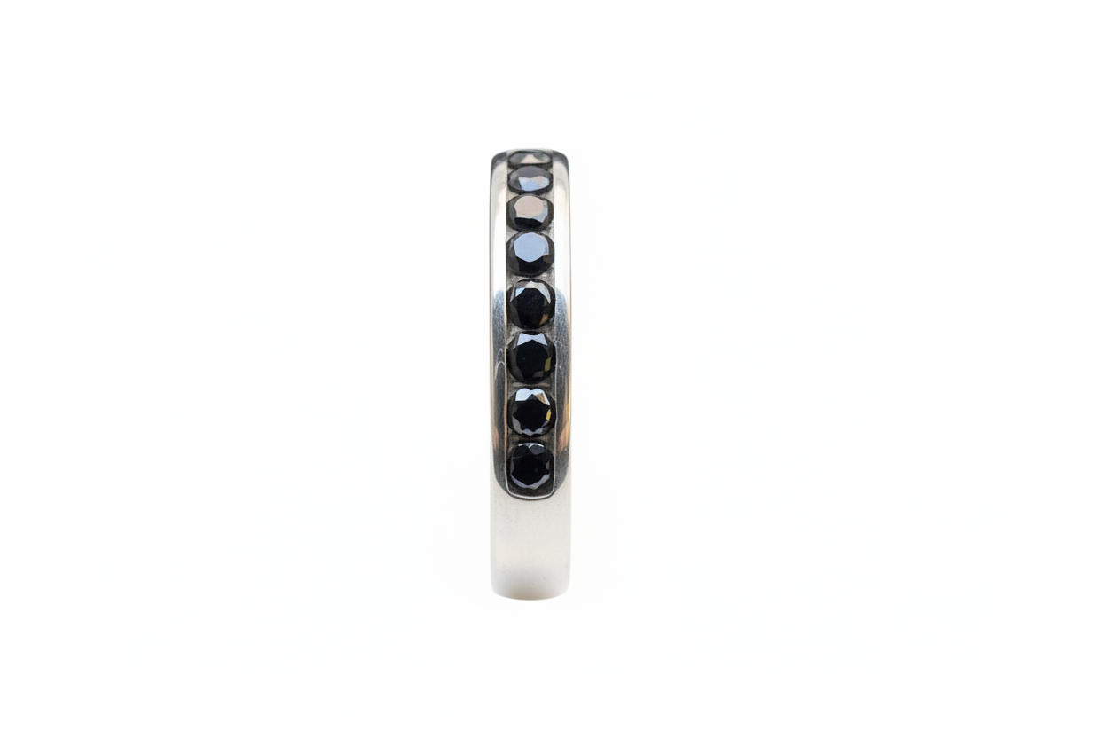 925 Sterling Silver ring with black Cubic Zirconia stone