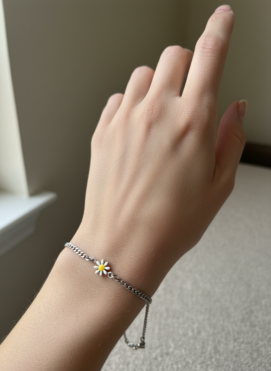 Daisy White and Yellow Bracelet