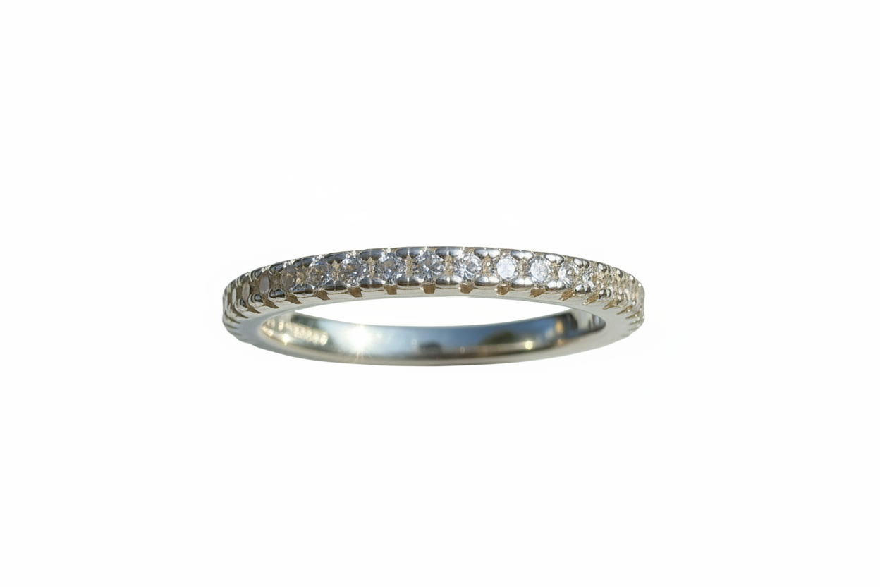 925 Sterling Silver band with 17 Cubic Zirconia stones