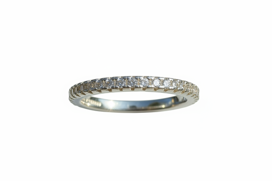 925 Sterling Silver band with 17 Cubic Zirconia stones