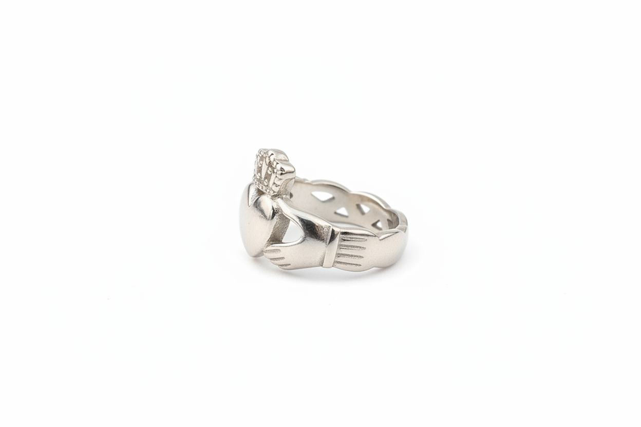 Irish love Stainless Steel Ring - Claddagh Ring