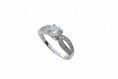 Load image into Gallery viewer, 925 Sterling Silver Infinity 4 Claw Cubic Ring with Cubic Zirconia Stones
