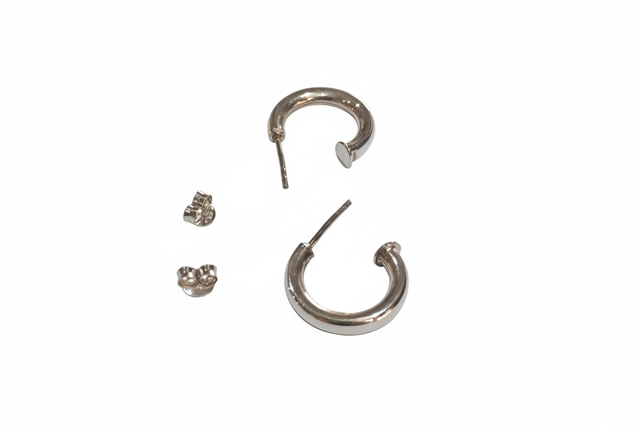 Set of silver hoop earrings