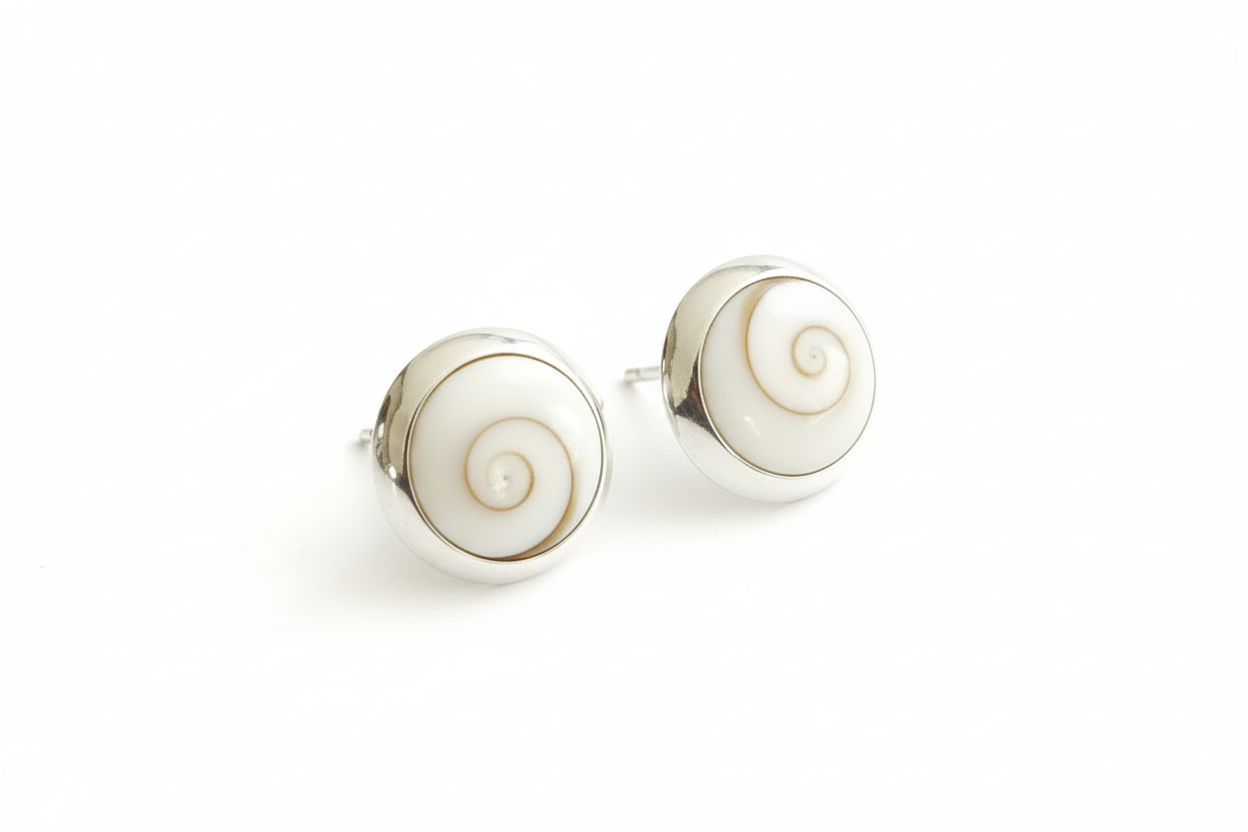 925 Sterling Silver Round Shiva Shell stud earrings